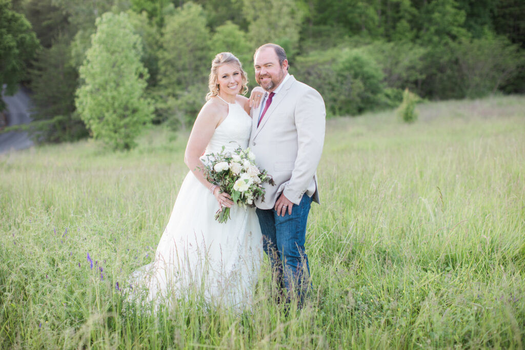 Cabin wedding photos in the Smokies