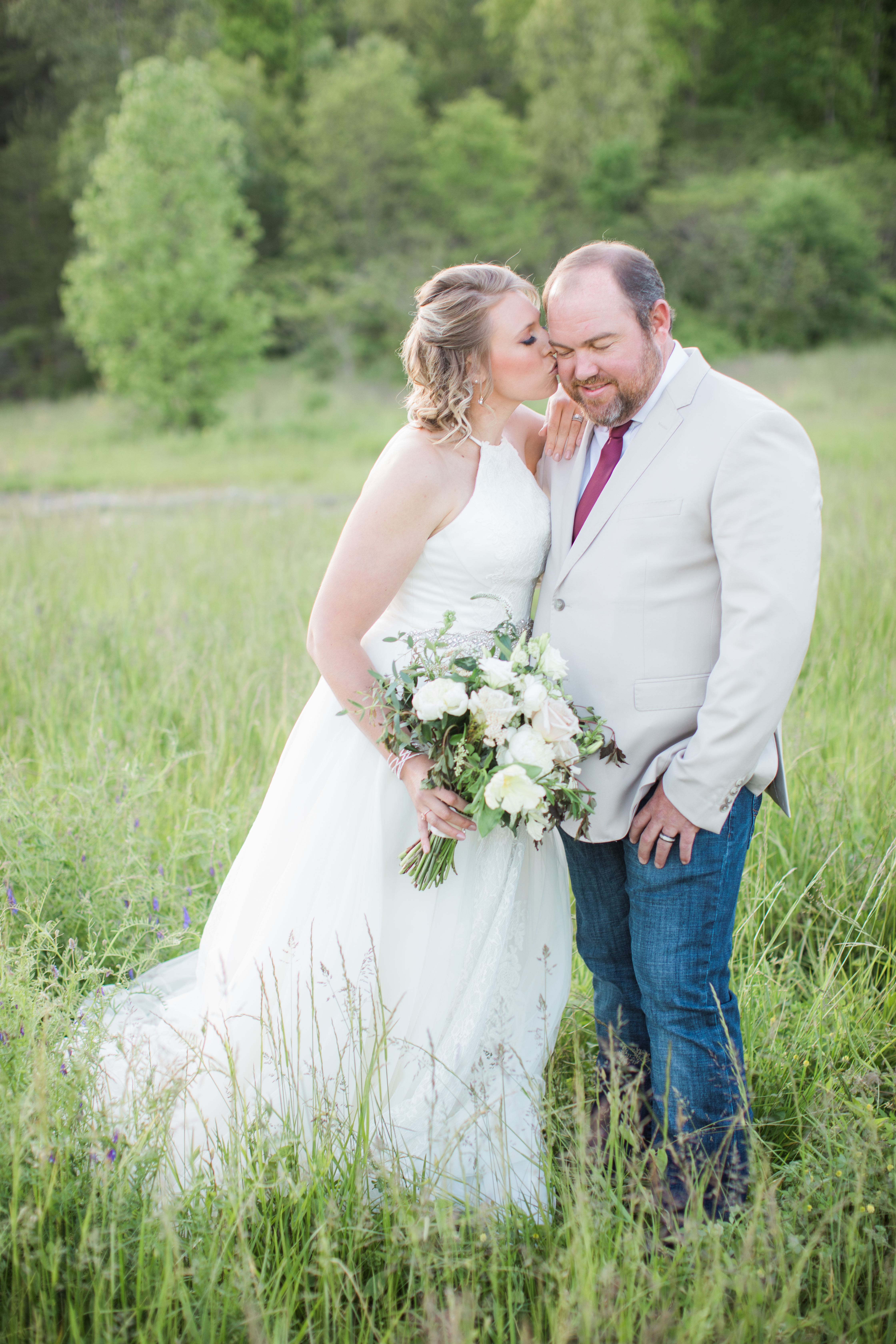 Cabin wedding photos in the Smokies