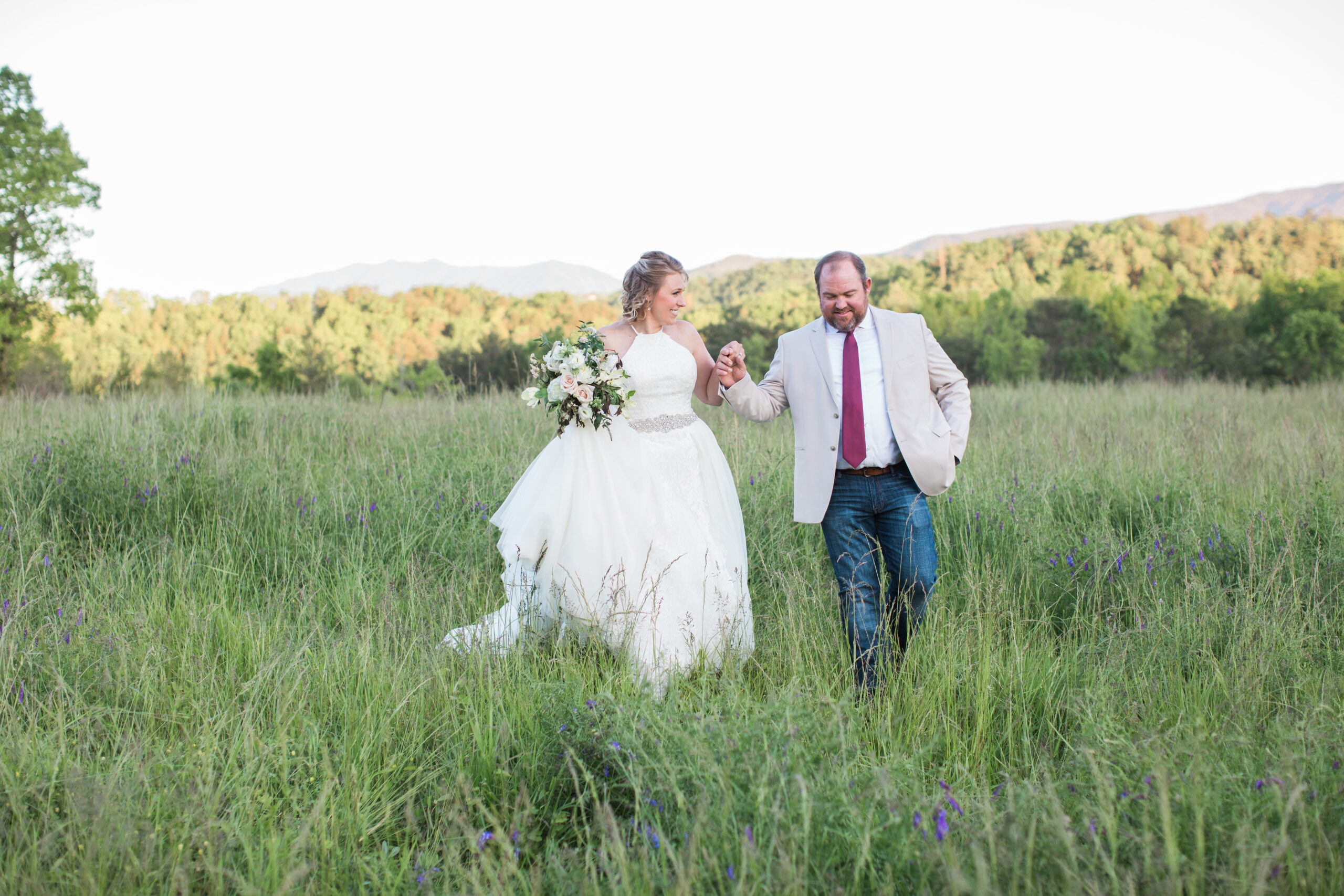 Cabin wedding photos in the Smokies