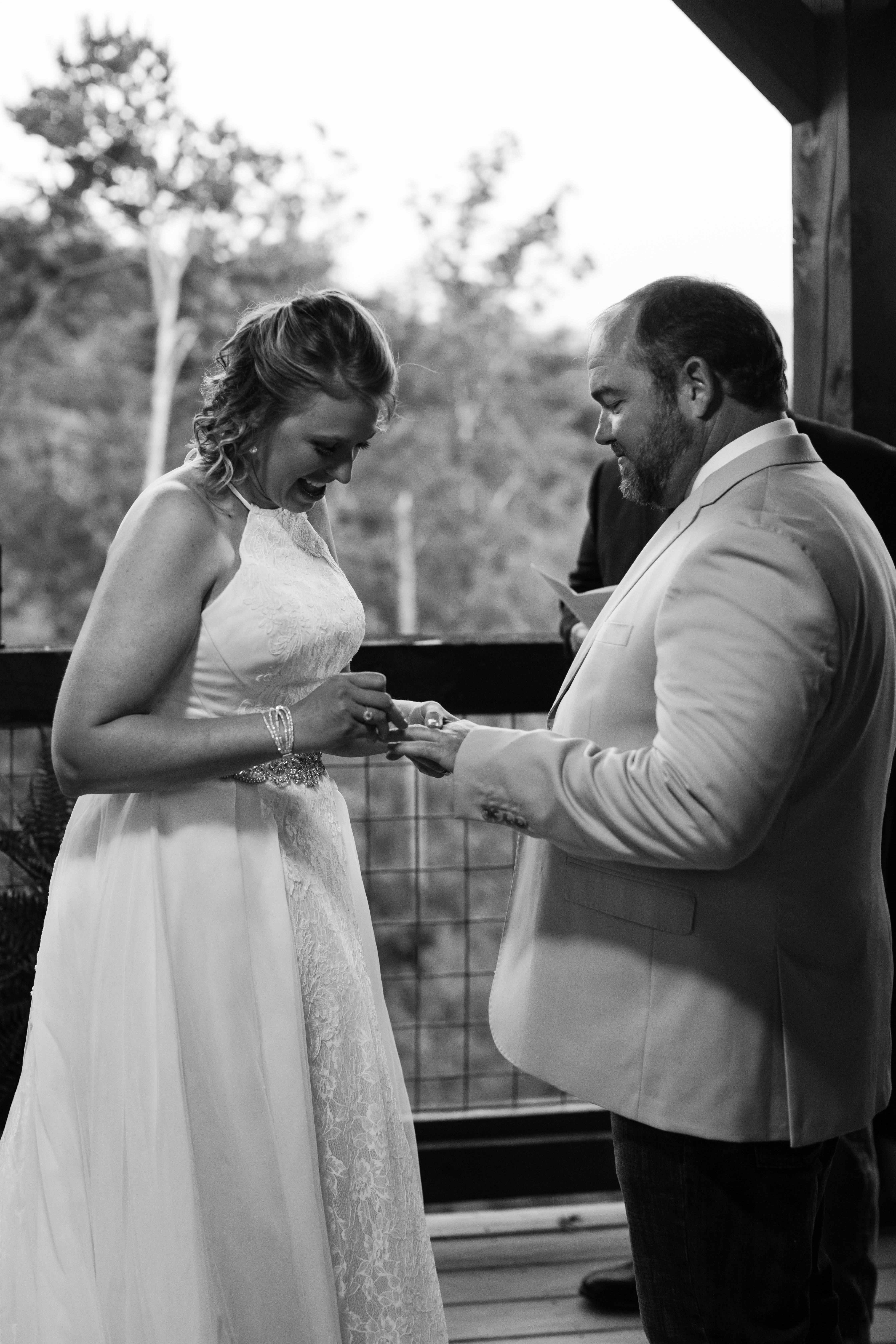 Cabin wedding photos in the Smokies