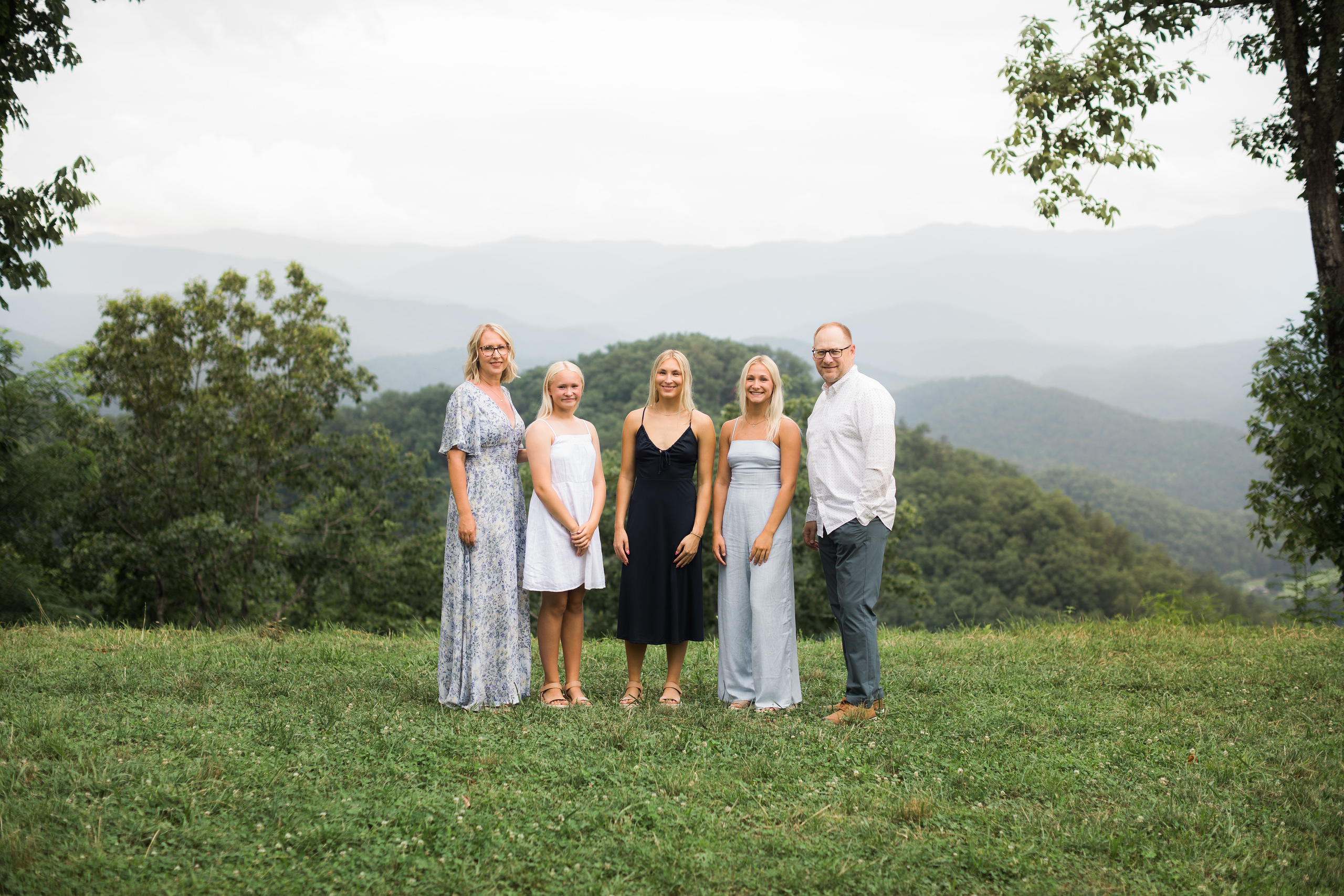 Tips for Smoky Mountain Photoshoots in Summer